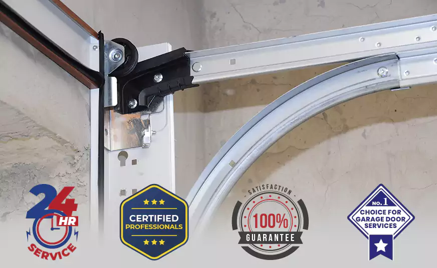 Roller Door Lock Barrel Replacement in Belle Glade, FL